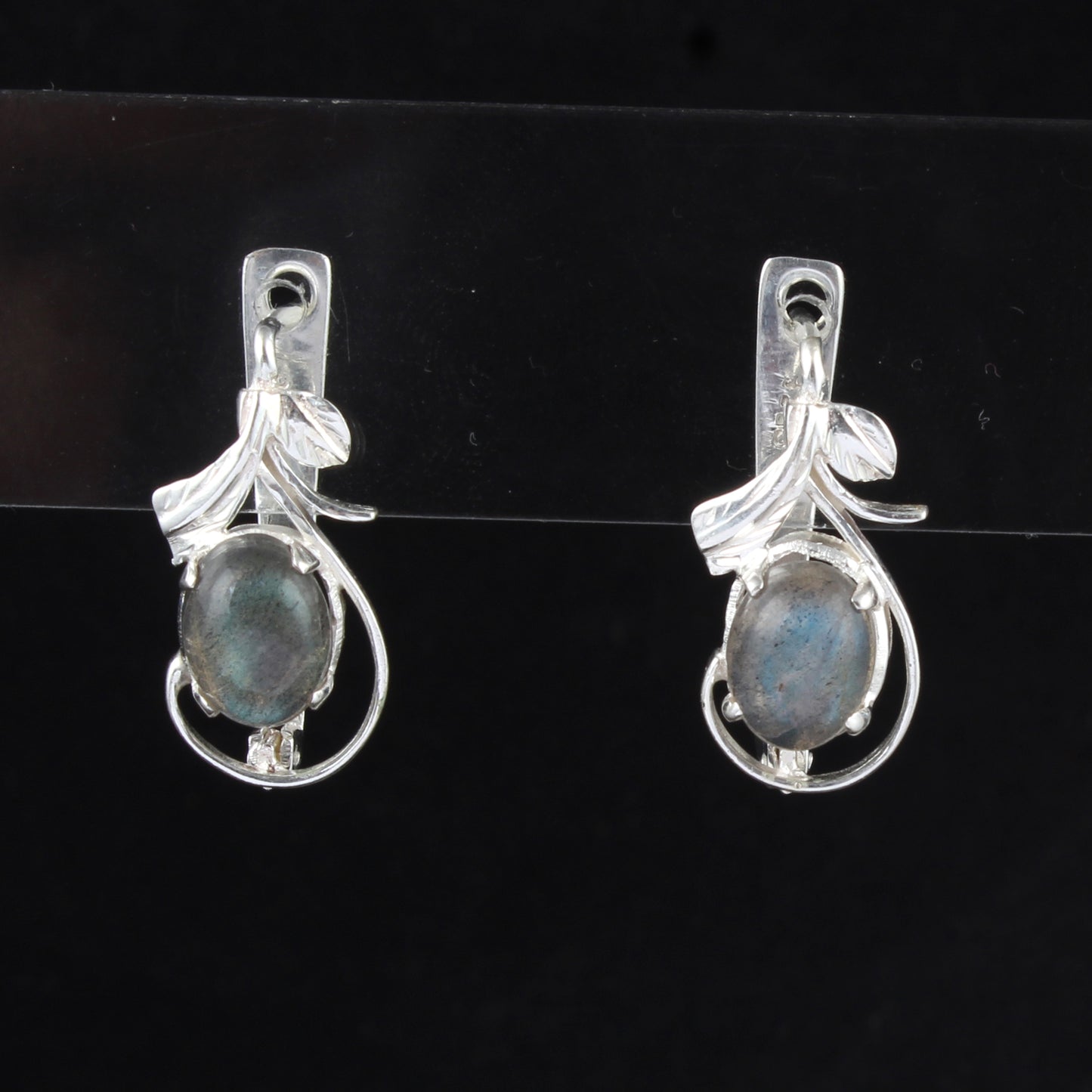 Designer Leaf Charm Earrings with Labradorite Stone Handmade 925 Sterling Silver Natural Gemstone Earrings