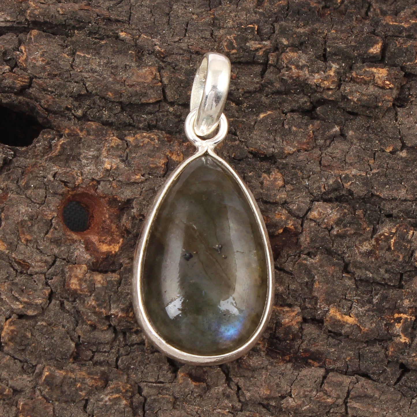 Natural Labradorite Pendant Handmade 925 Sterling Silver Bezel Setting Pear Shape Gemstone Pendant