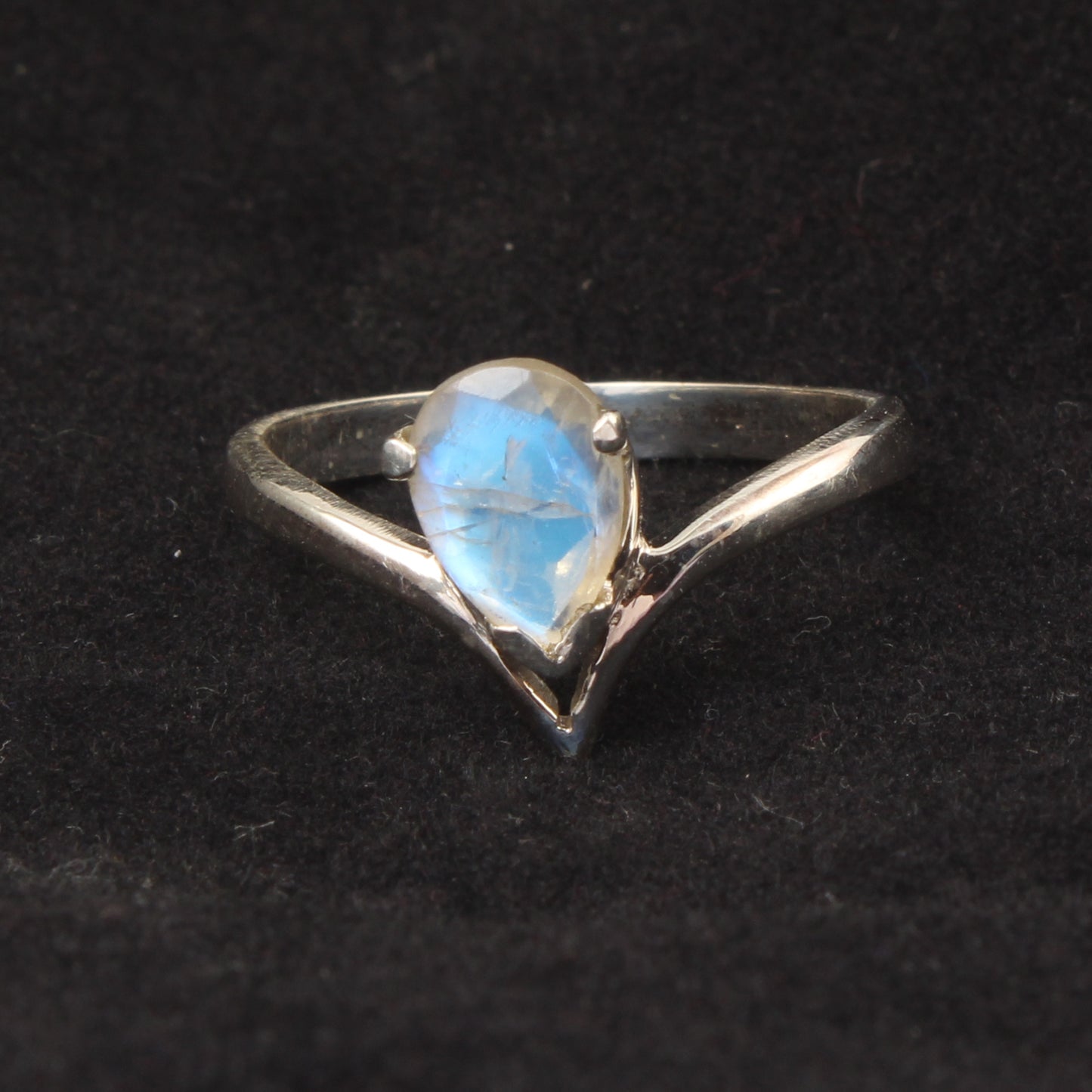 Rainbow Moonstone V-Chevron Ring Handmade 925 Sterling Silver Faceted Pear Gemstone Prong Setting Ring