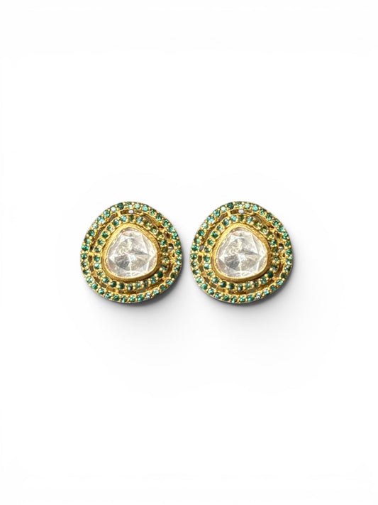 Silver traditional earrings with emeralds