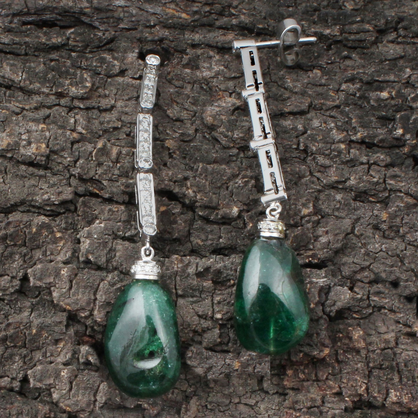 Emerald And Diamonds Gold Earring