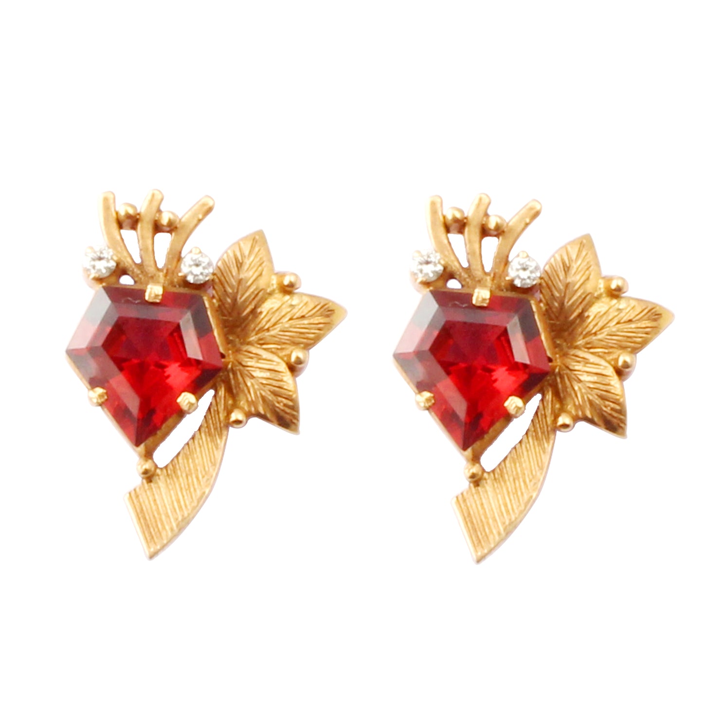 Garnet And Diamonds Gold Earring