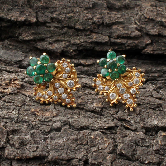 Emerald And Diamonds Gold Earring