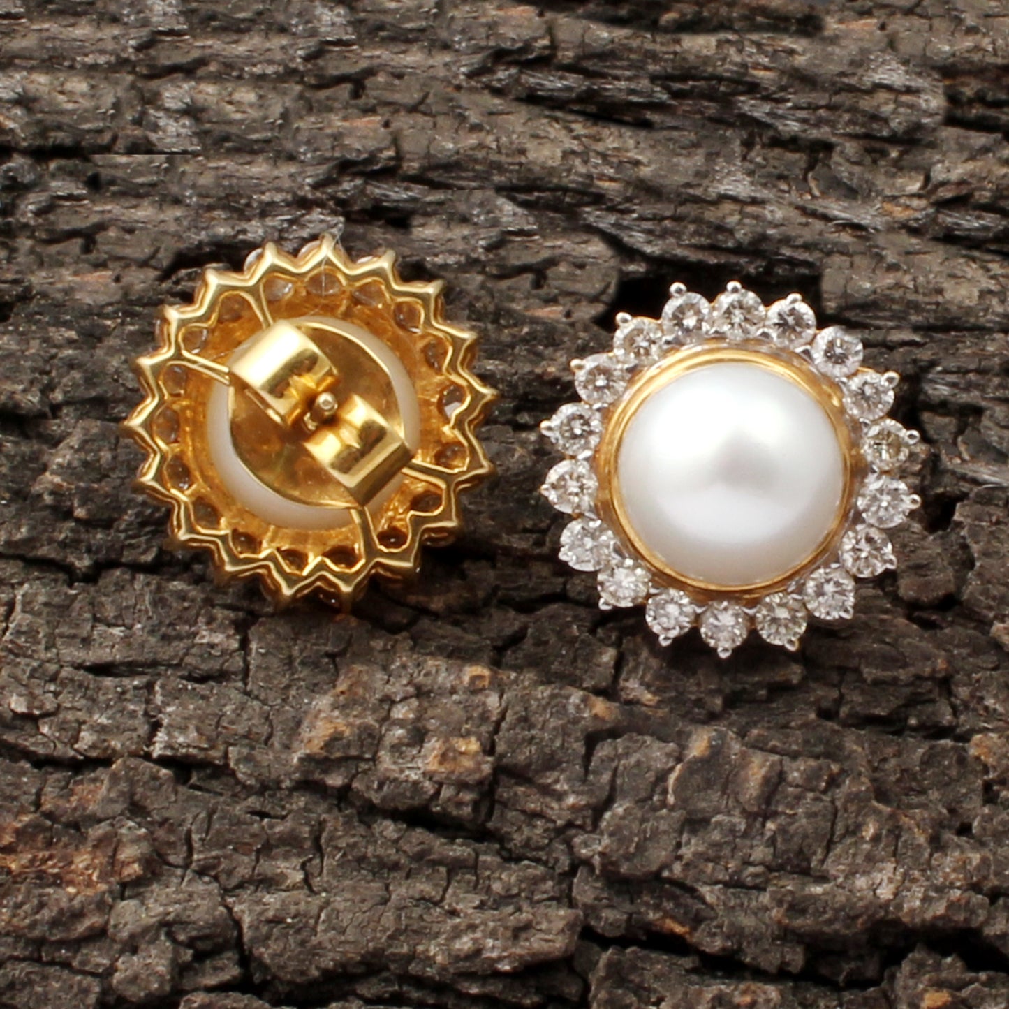 Pearl And Diamonds Gold Earring