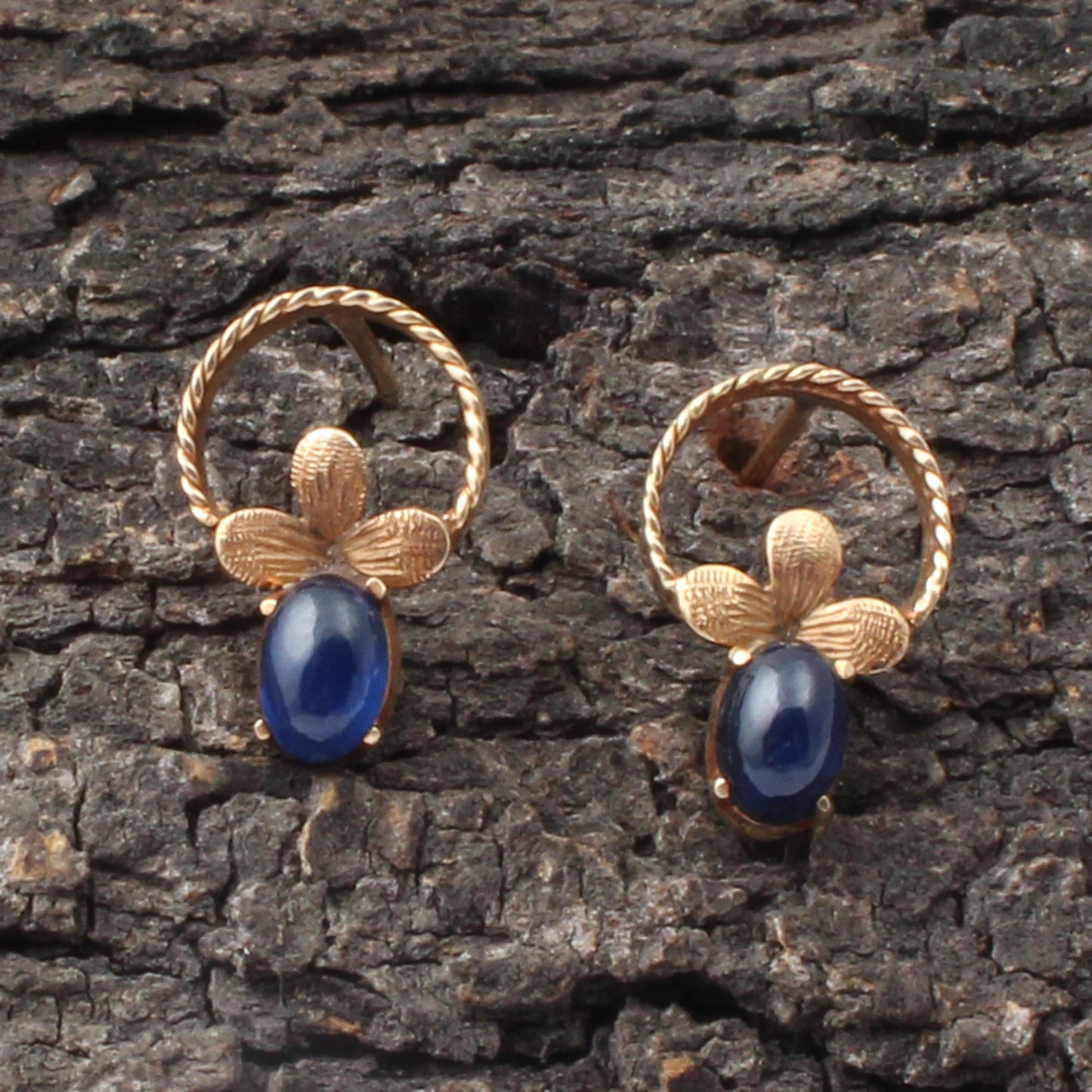 Sapphire Gold Earring