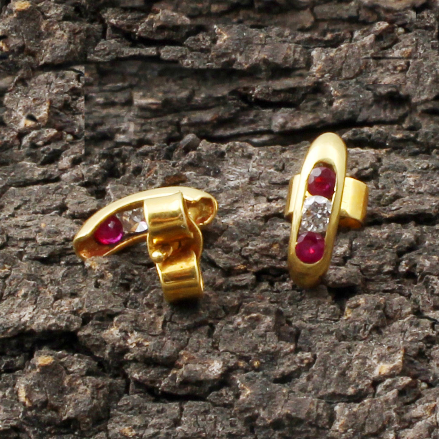 Ruby And Diamonds Gold Earring