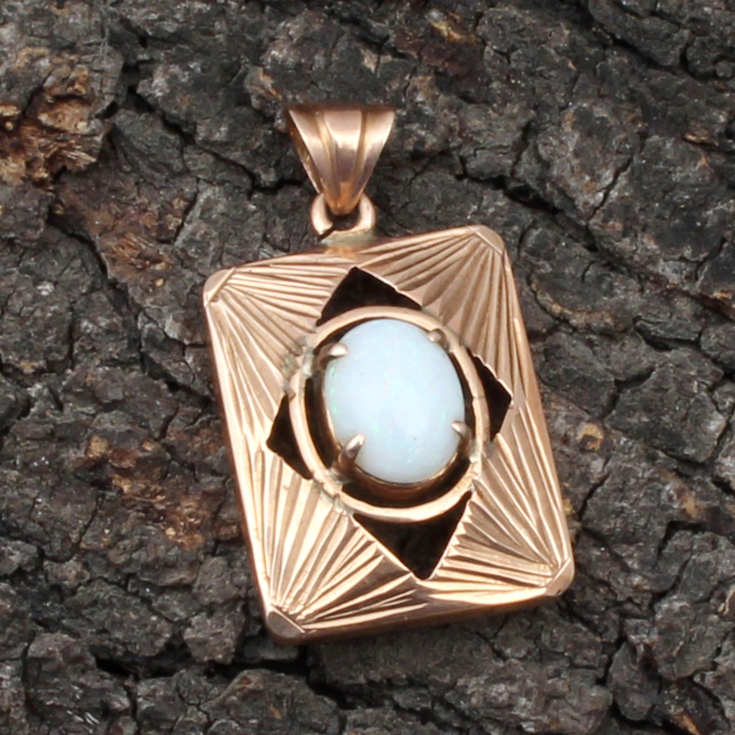 Opal Gold Pendant