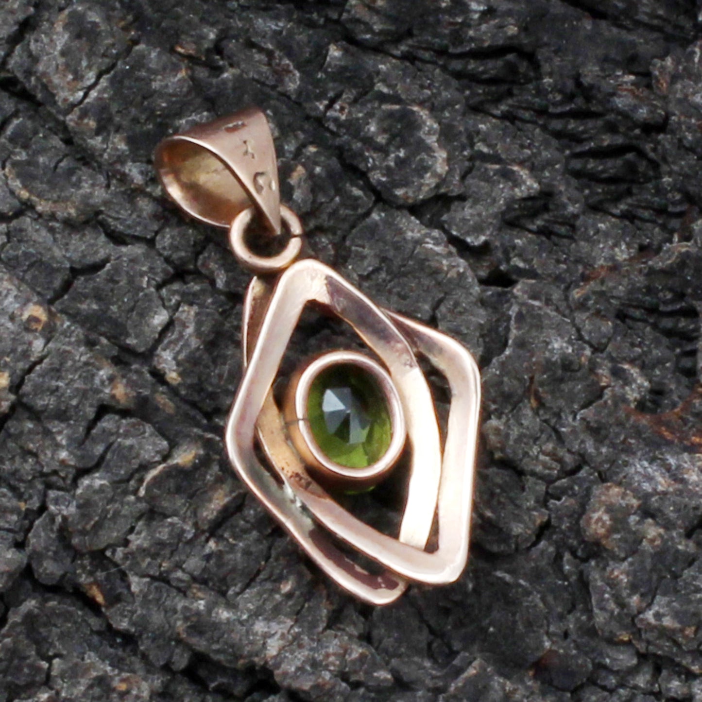 Peridote Gold Pendant