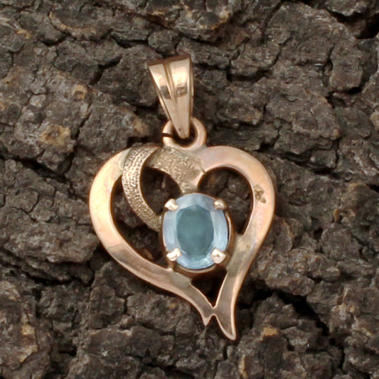 Sapphire Gold Pendant