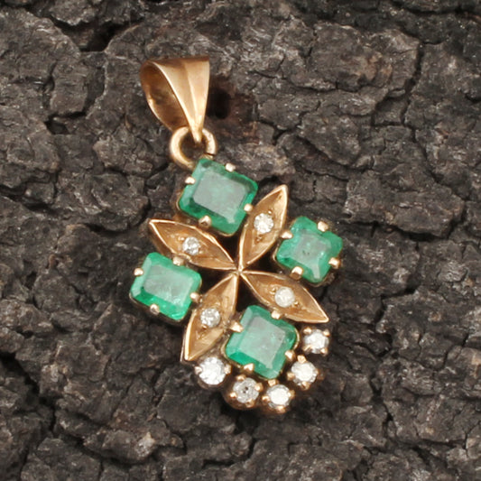 Emerald And Diamonds Gold Pendant