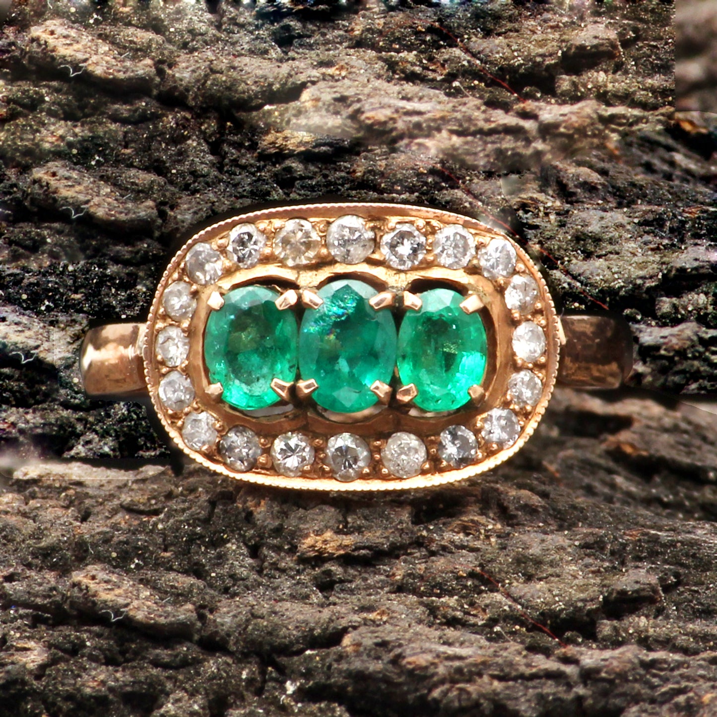 Emerald(Zambian) And Diamonds Gold Ring