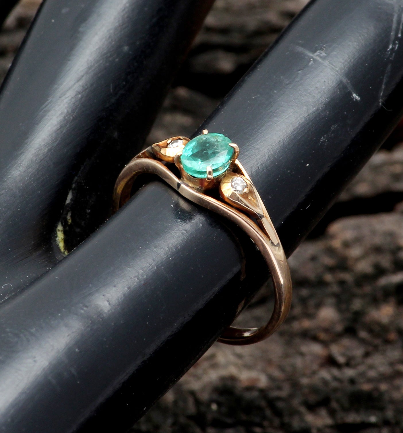 Emerald(Brazil) And Diamonds Gold Ring