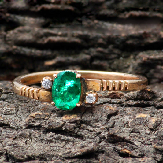 Emerald(Indian) And Diamonds Gold Ring