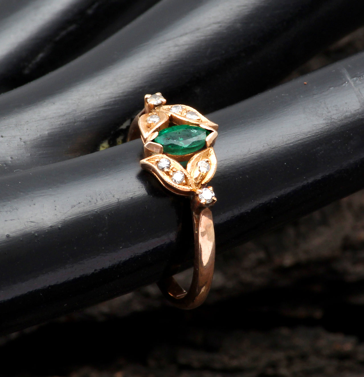 Emerald And Diamonds Gold Ring