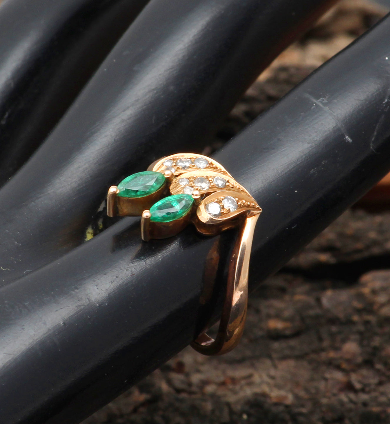 Emerald(Zambian) And Diamonds Gold Ring