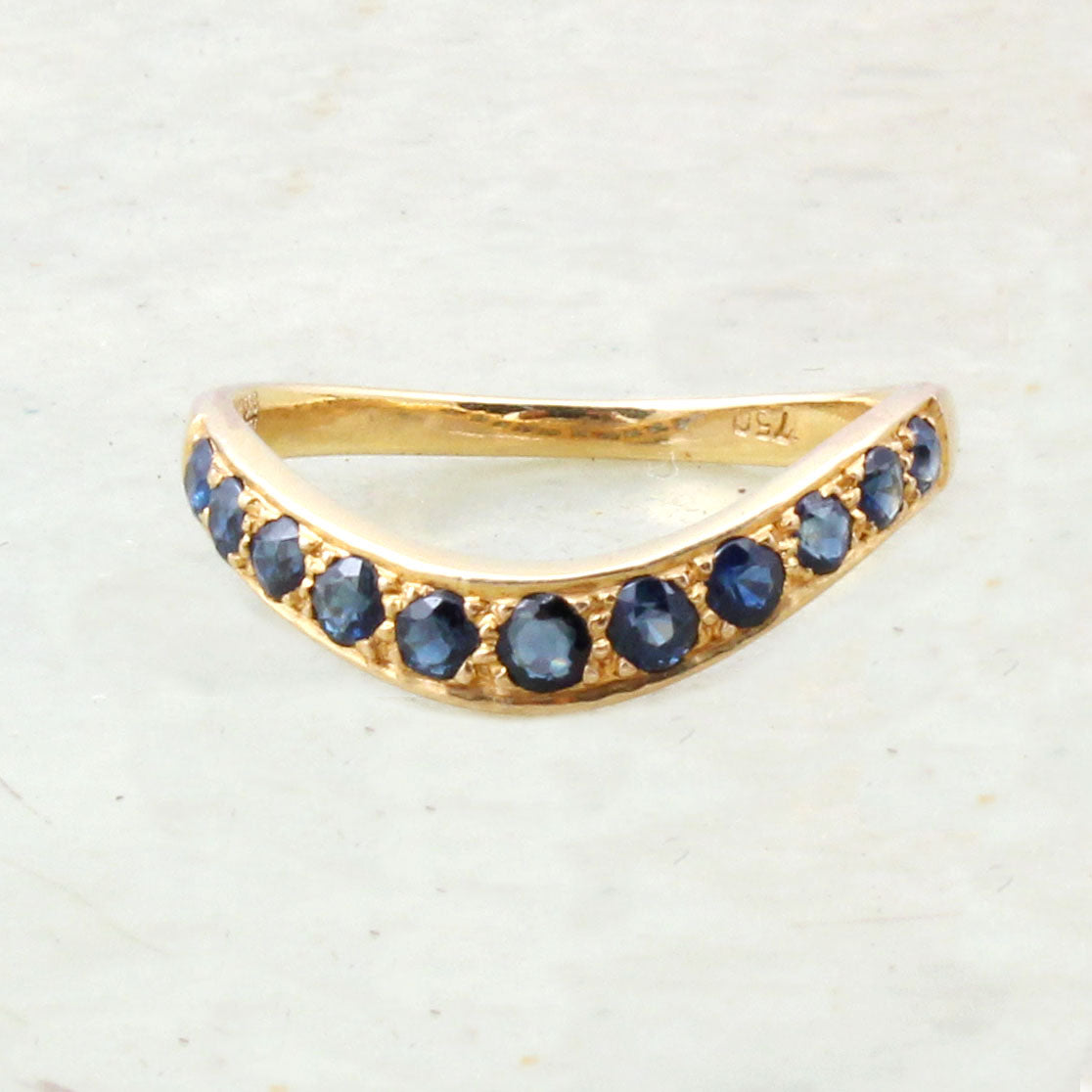 Sapphire Gold Ring