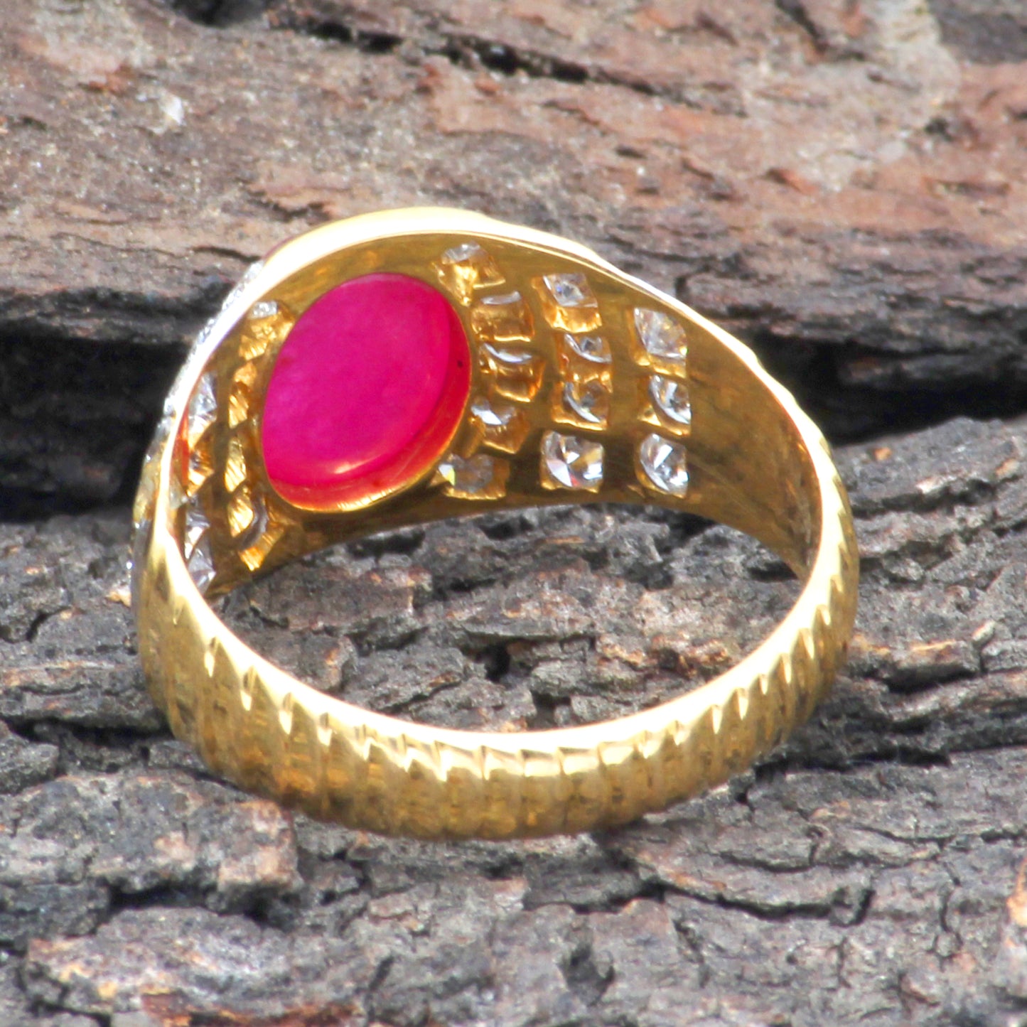 Ruby(Natural) And Diamonds Gold Ring