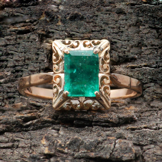 Emerald Gold Ring