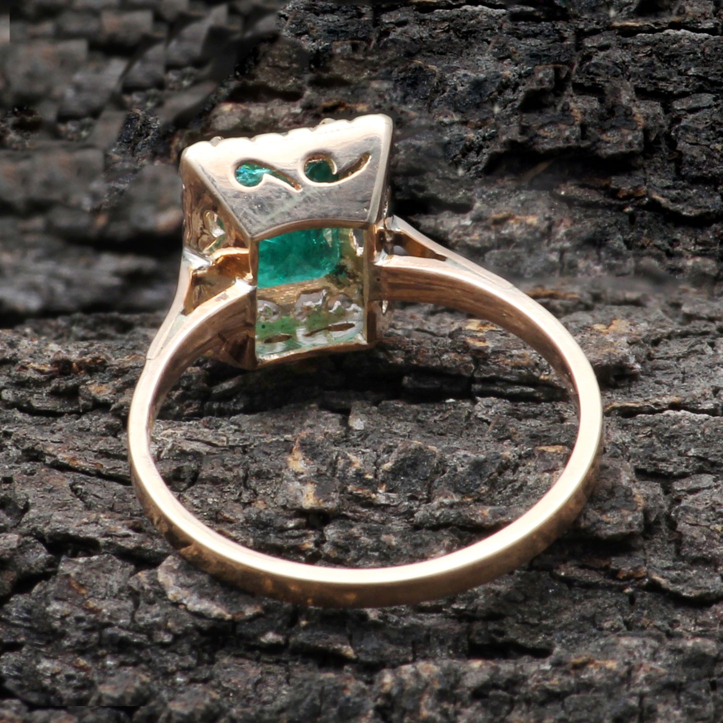 Emerald Gold Ring