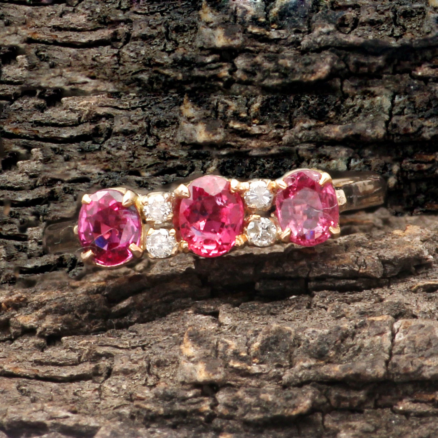 Ruby(Natural) And Diamonds Gold Ring