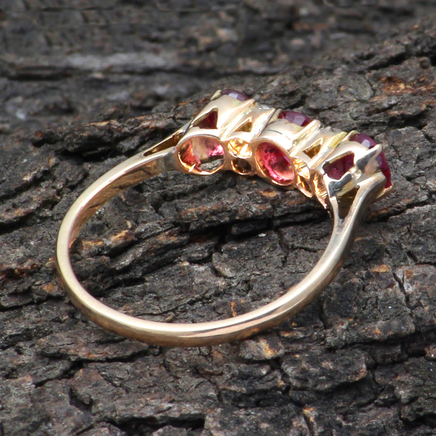 Ruby(Natural) And Diamonds Gold Ring