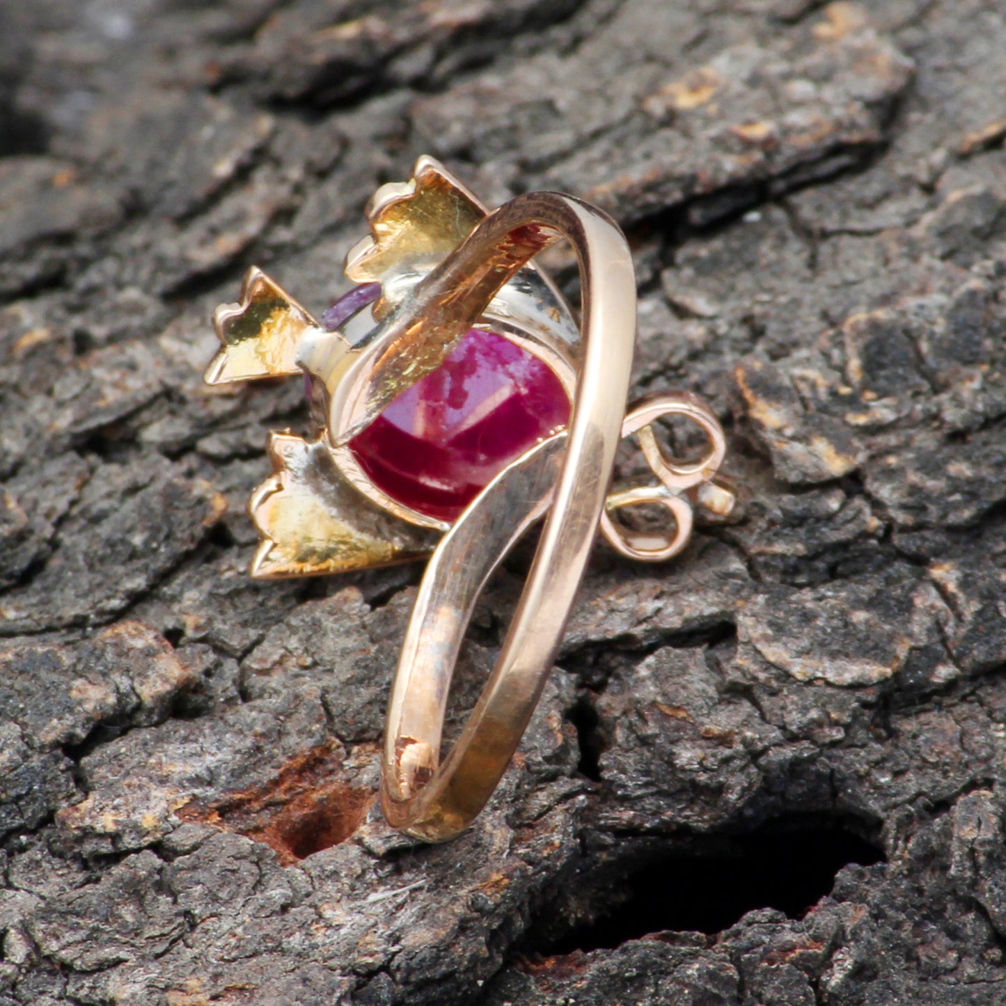 Ruby Gold Ring