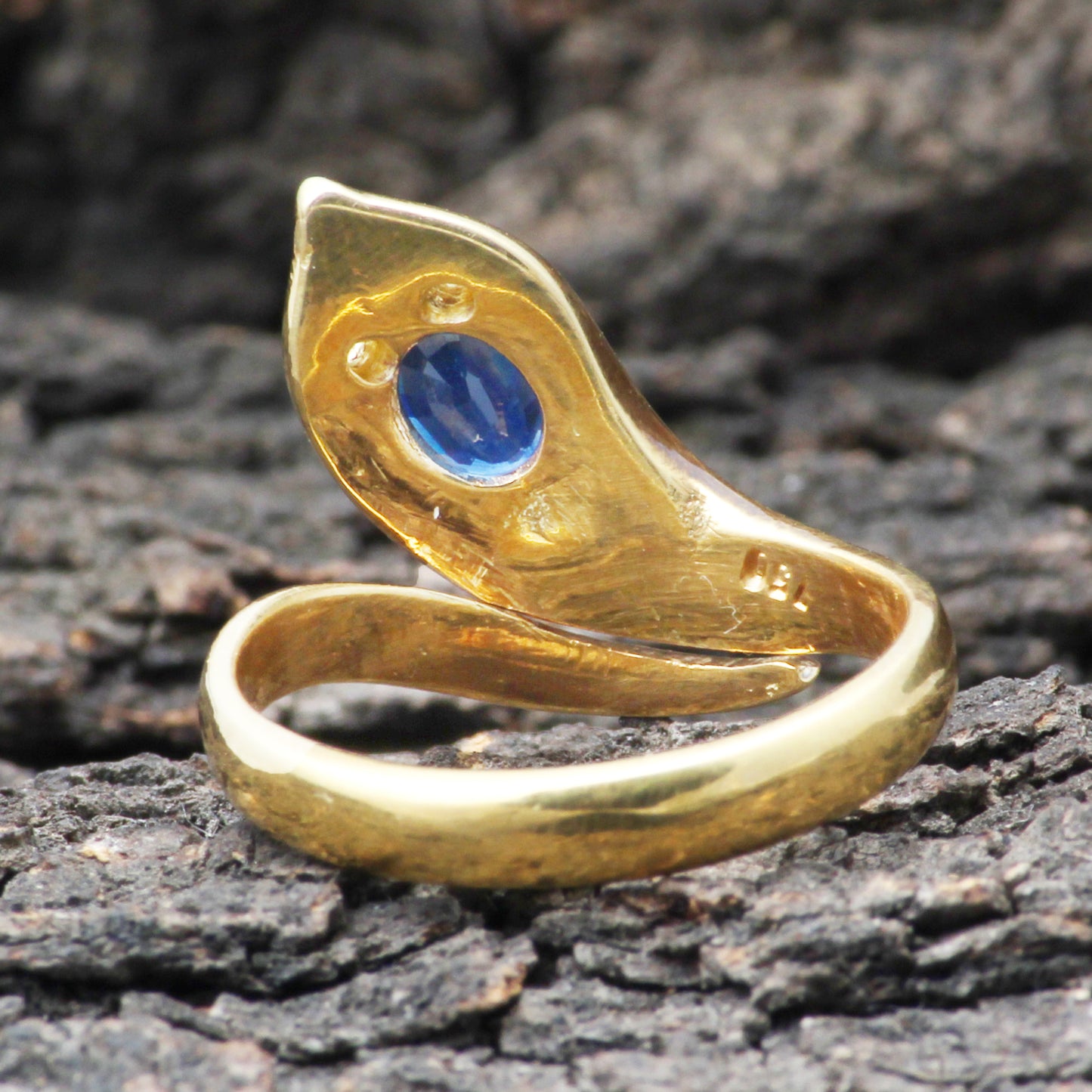 Sapphire And Diamonds Gold Ring