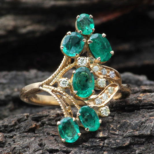 Emerald And Diamonds Gold Ring