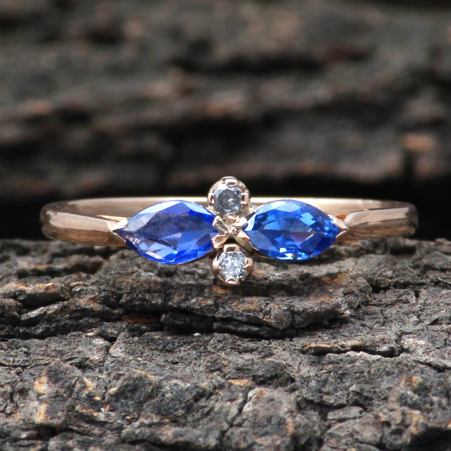 Sapphire And Diamonds Gold Ring