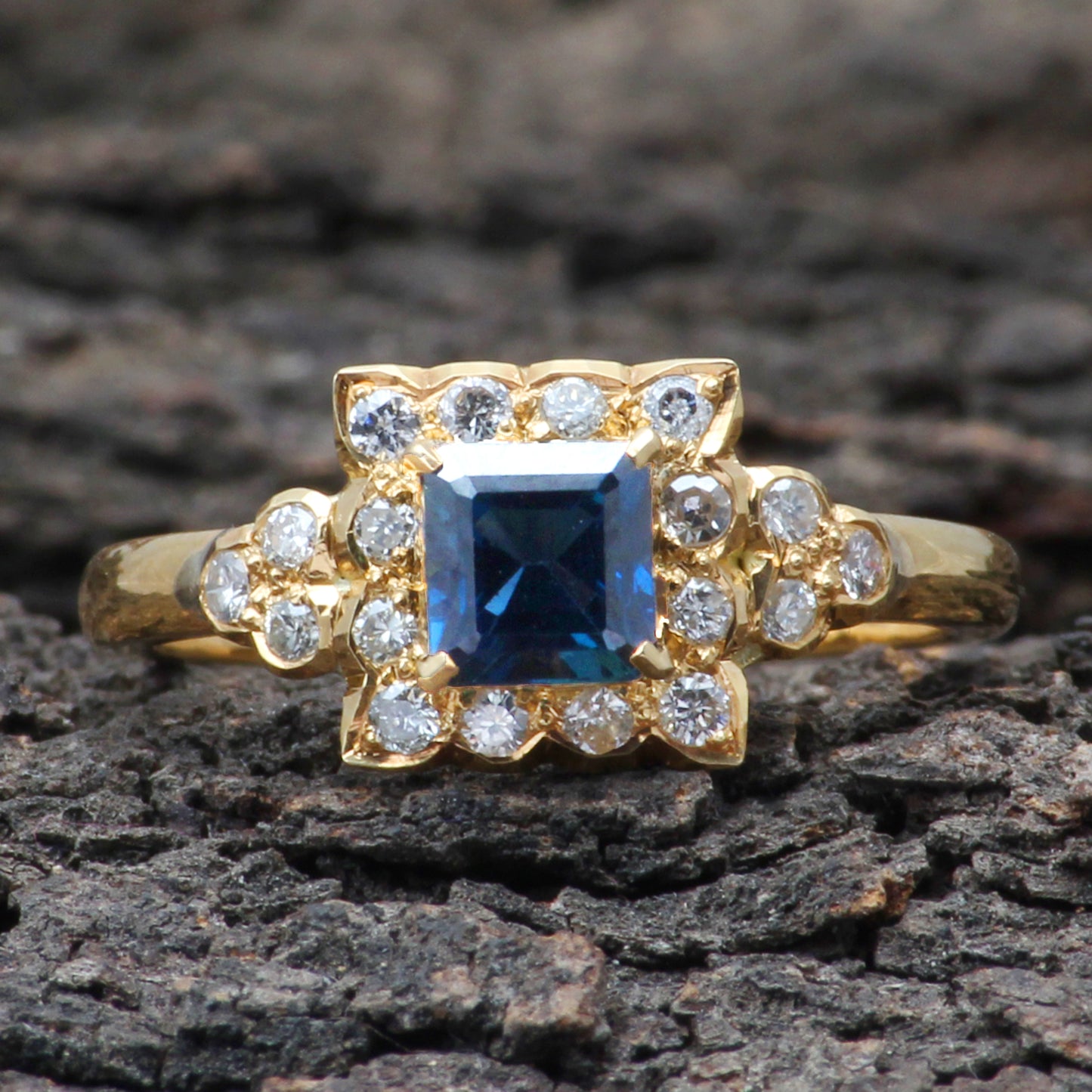 Sapphire And Diamonds Gold Ring