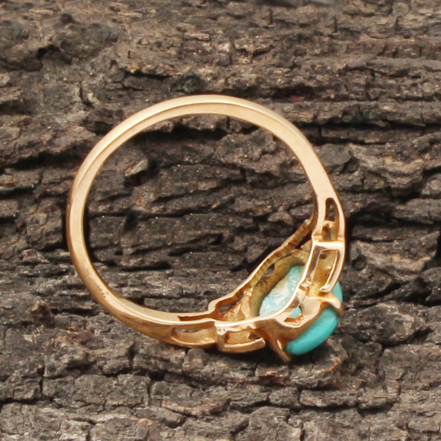 Turquoise(Arizona) Gold Ring