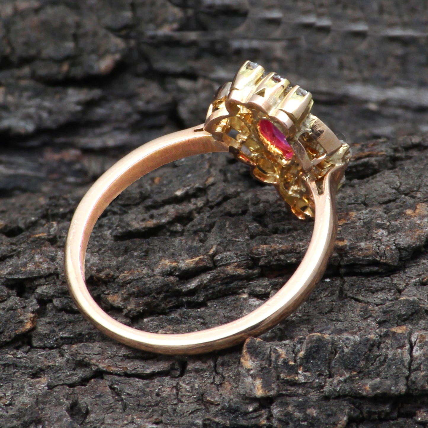 Ruby(Burma) And Diamonds Gold Ring