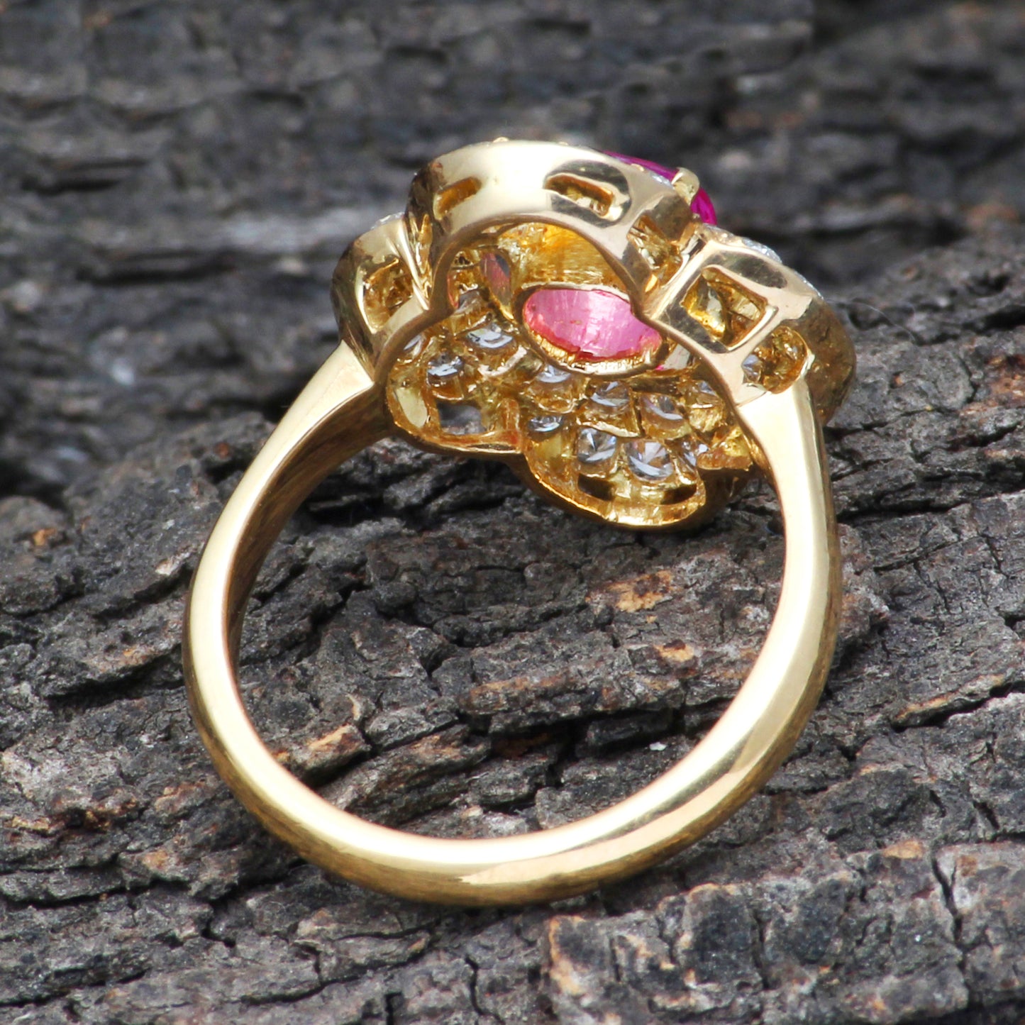 Ruby(Burma) And Diamonds Gold Ring