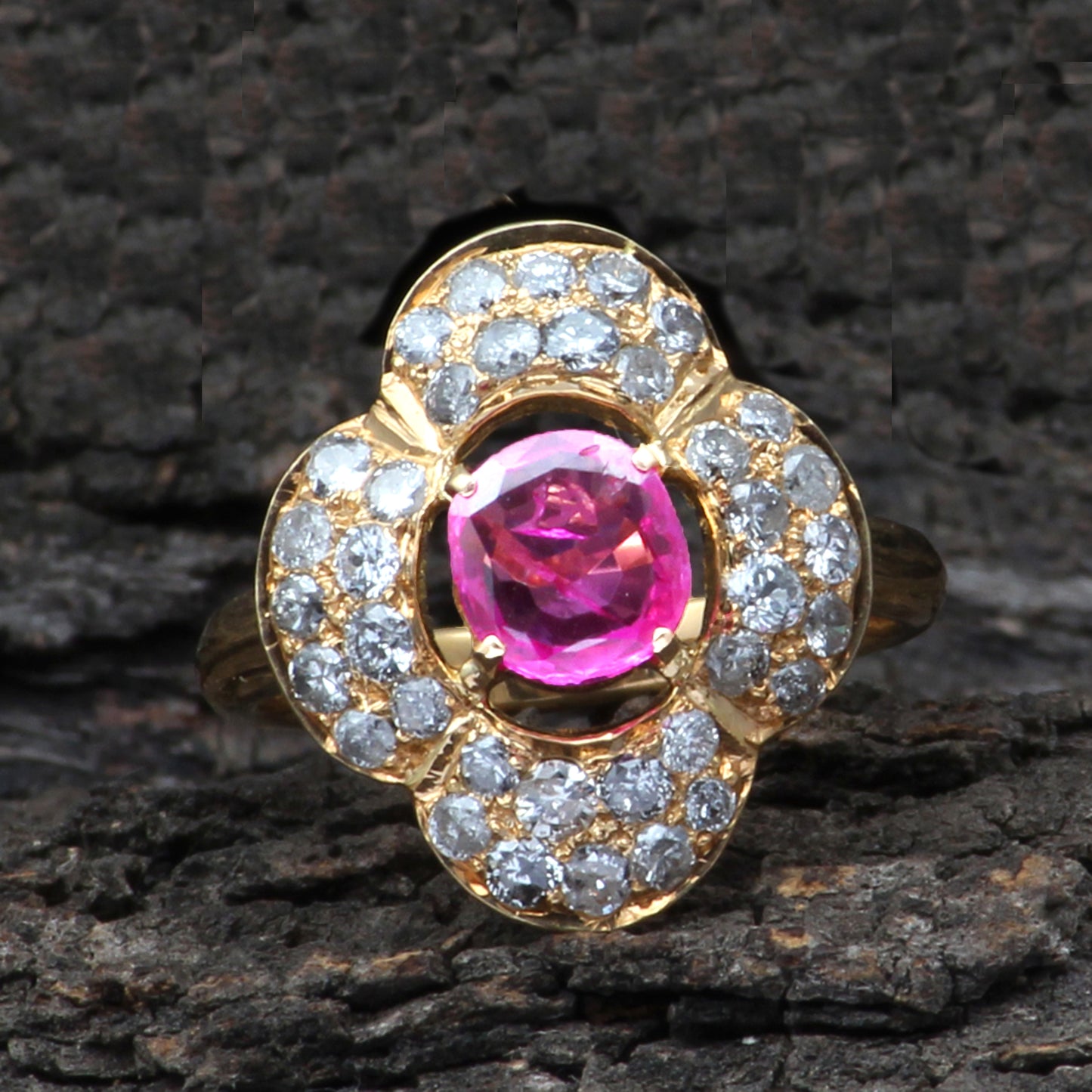 Ruby(Burma) And Diamonds Gold Ring