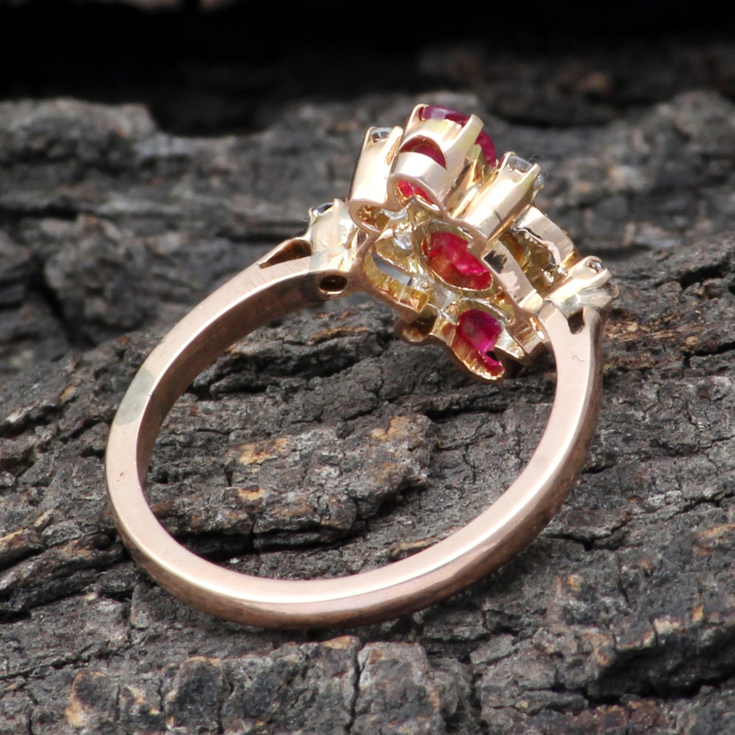 Ruby(Thai) And Diamonds Gold Ring