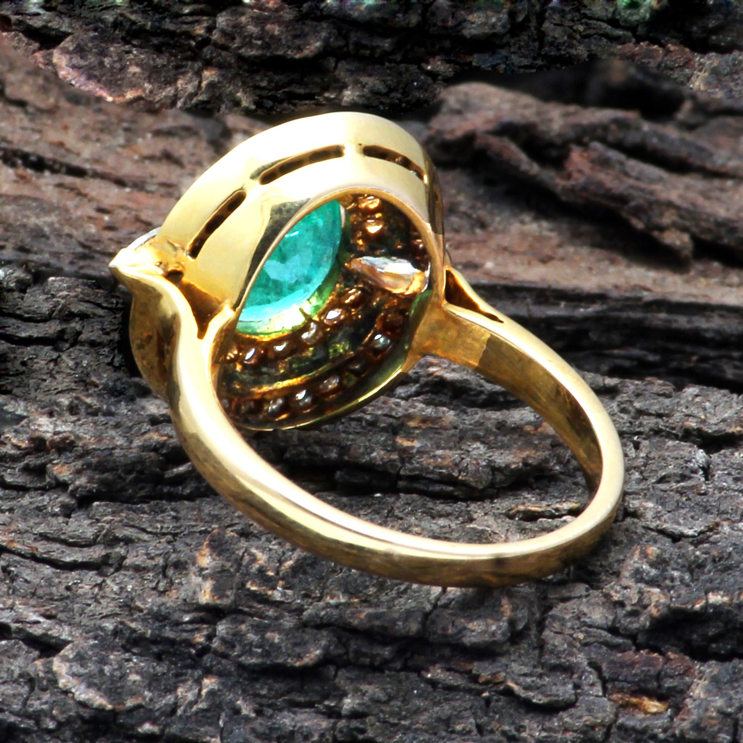 Emerald(Zambian) And Diamonds Gold Ring