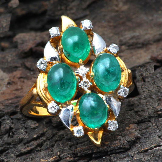 Emerald And Diamonds Gold Ring