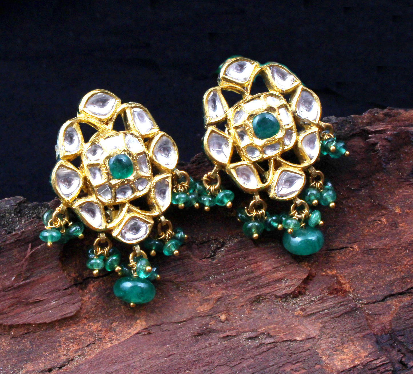 kundan diamond polki earring pendant set with emerald beads