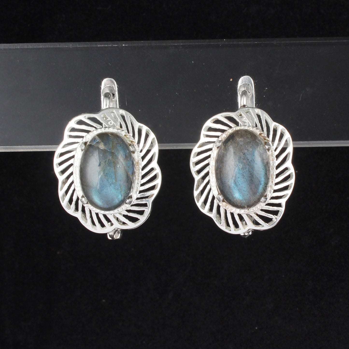 Labradorite Earrings with Russian Lock Handmade 925 Sterling Silver Earrings Openwork Prong Setting Earring