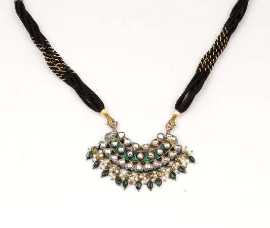 Emerald Pearl Silver Jewelry With Meena Set