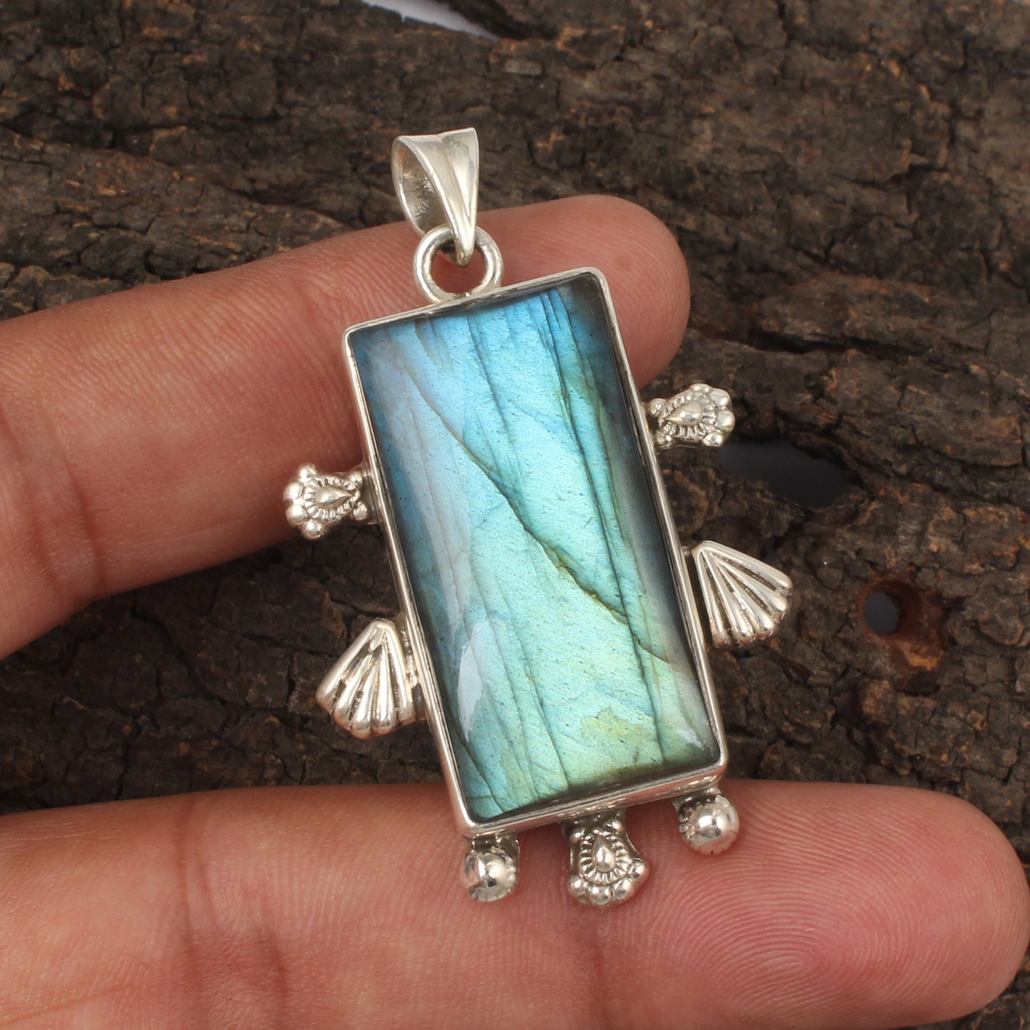 Blue Flashy Labradorite Gemstone Pendant Handmade Designer Boho 925 Sterling Silver Pendant Gift For Her