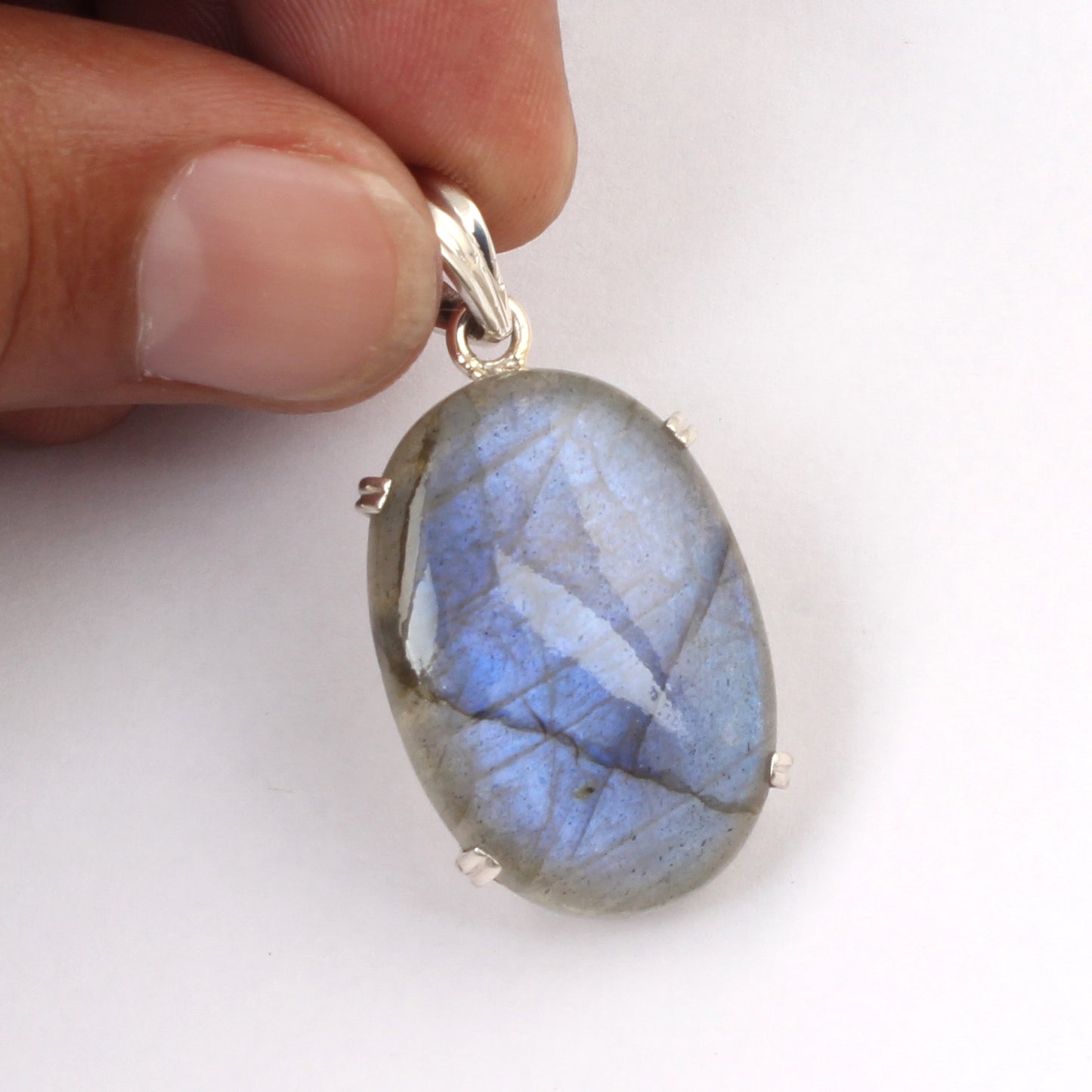 Natural Labradorite Gemstone Pendant Handmade Prong Setting 925 Sterling Silver Jewelry Pendant For Gift
