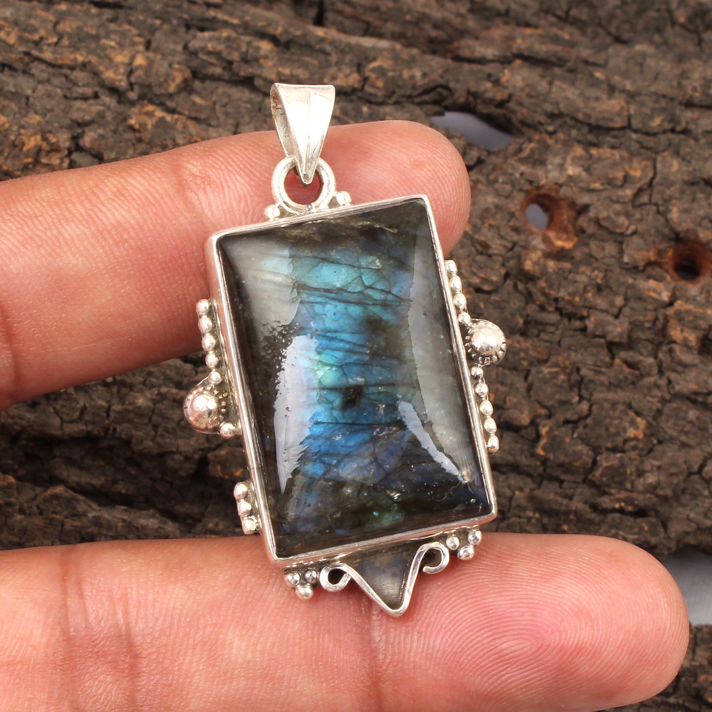 Natural Labradorite Gemstone Pendant Handmade 925 Sterling Silver Jewelry Pendant Boho Silver Jewelry For Gift