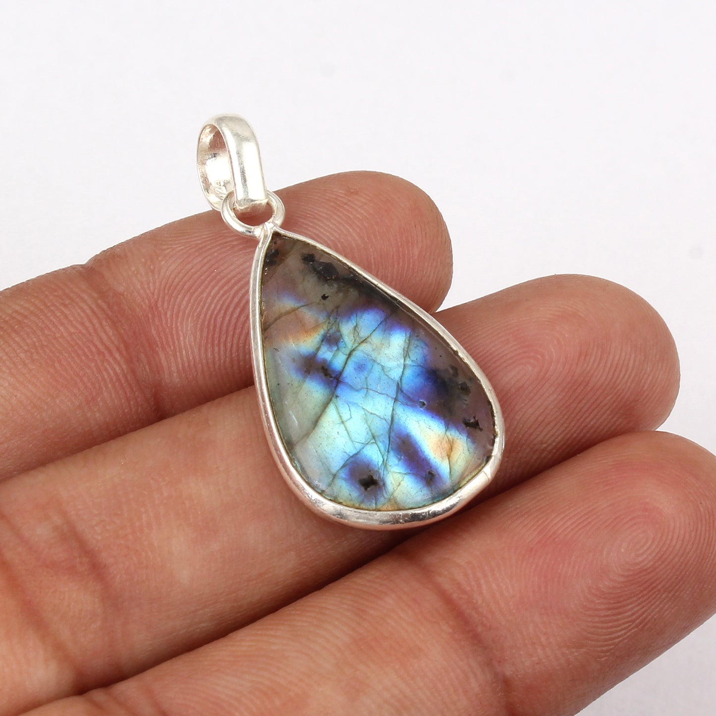 Natural Labradorite Pendant 925 Sterling Silver Bezel Setting Pear Shape Gemstone Pendant
