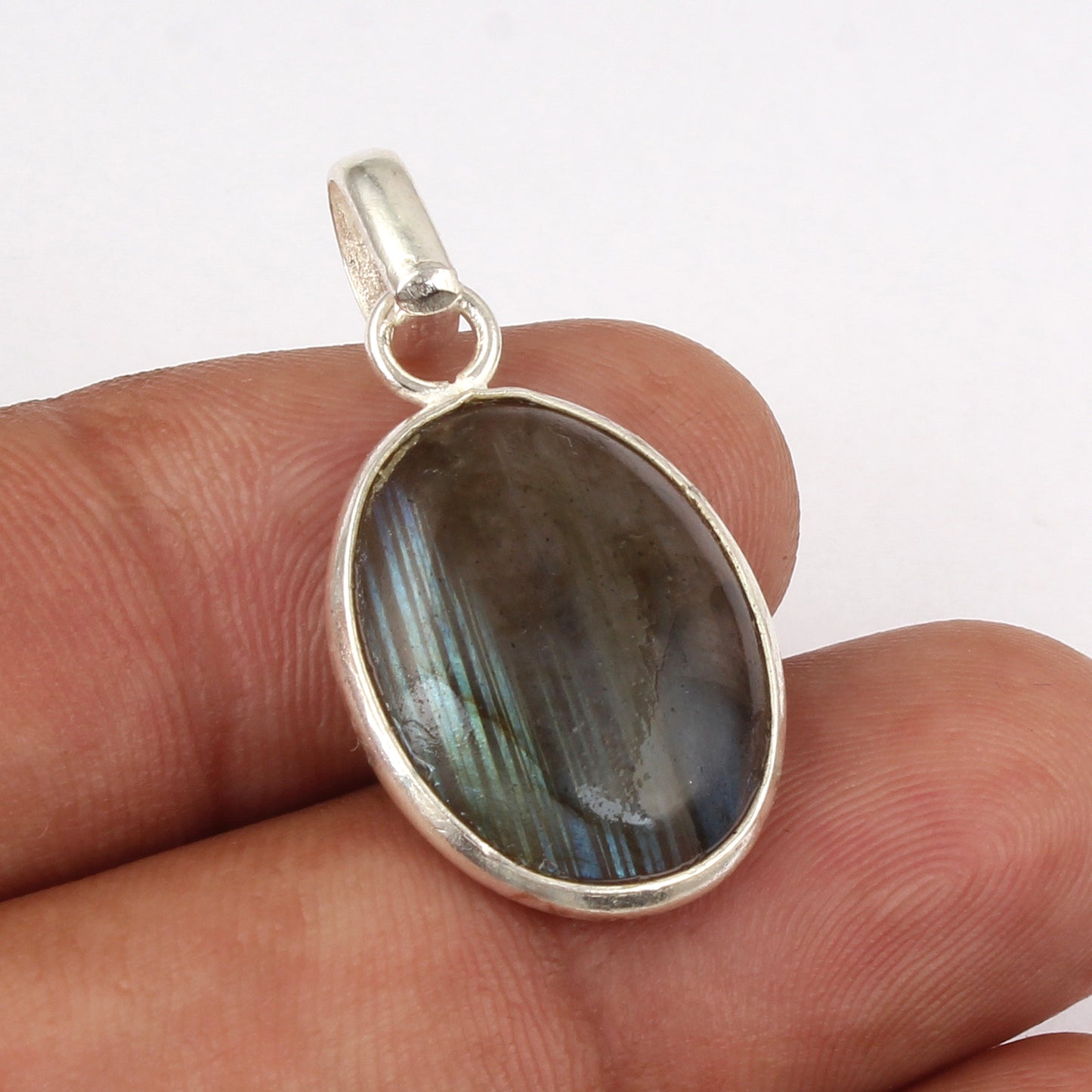 Natural Labradorite Pendant 925 Sterling Silver Bezel Set Pendant Oval Shape Stone Handmade Pendant