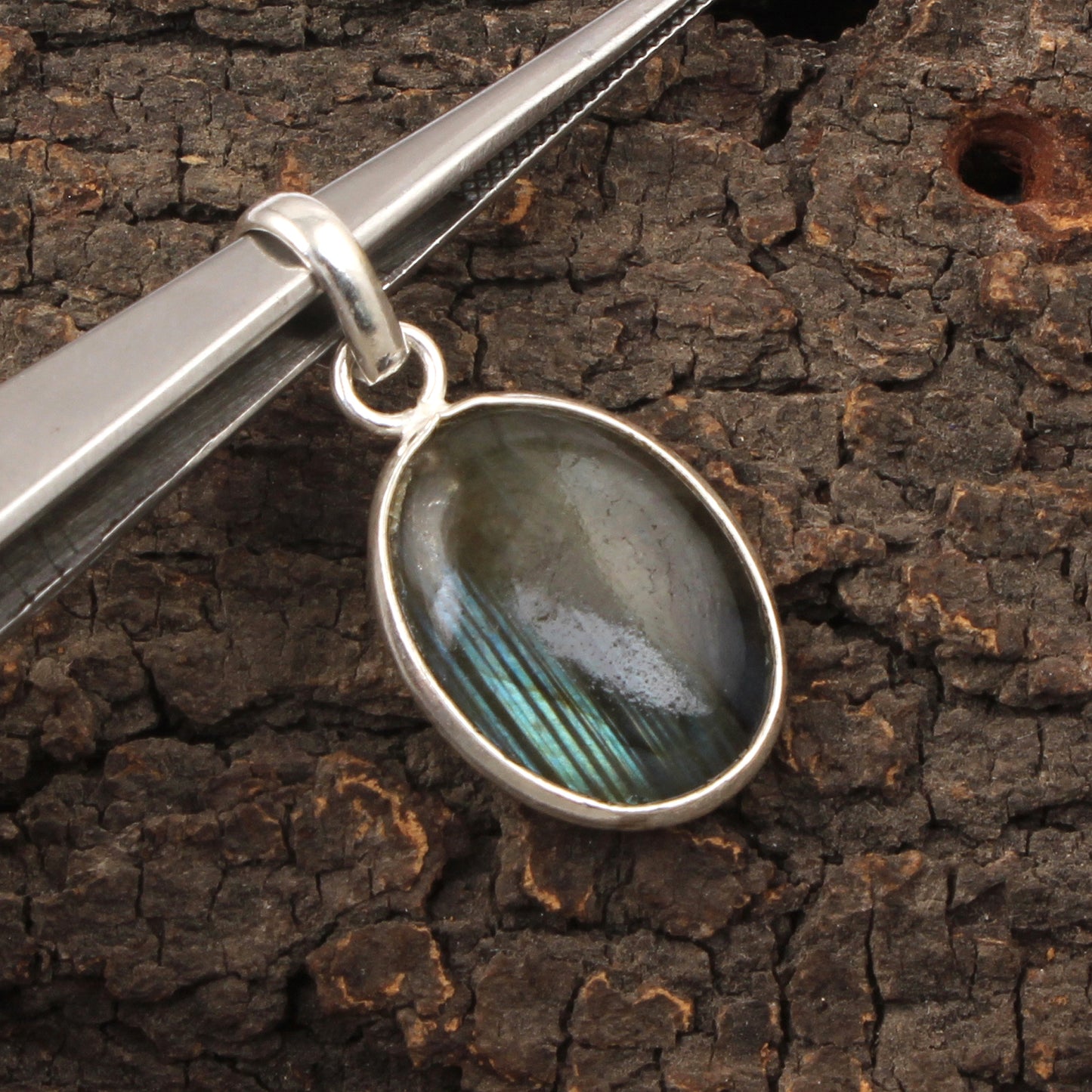 Natural Labradorite Pendant 925 Sterling Silver Bezel Set Pendant Oval Shape Stone Handmade Pendant