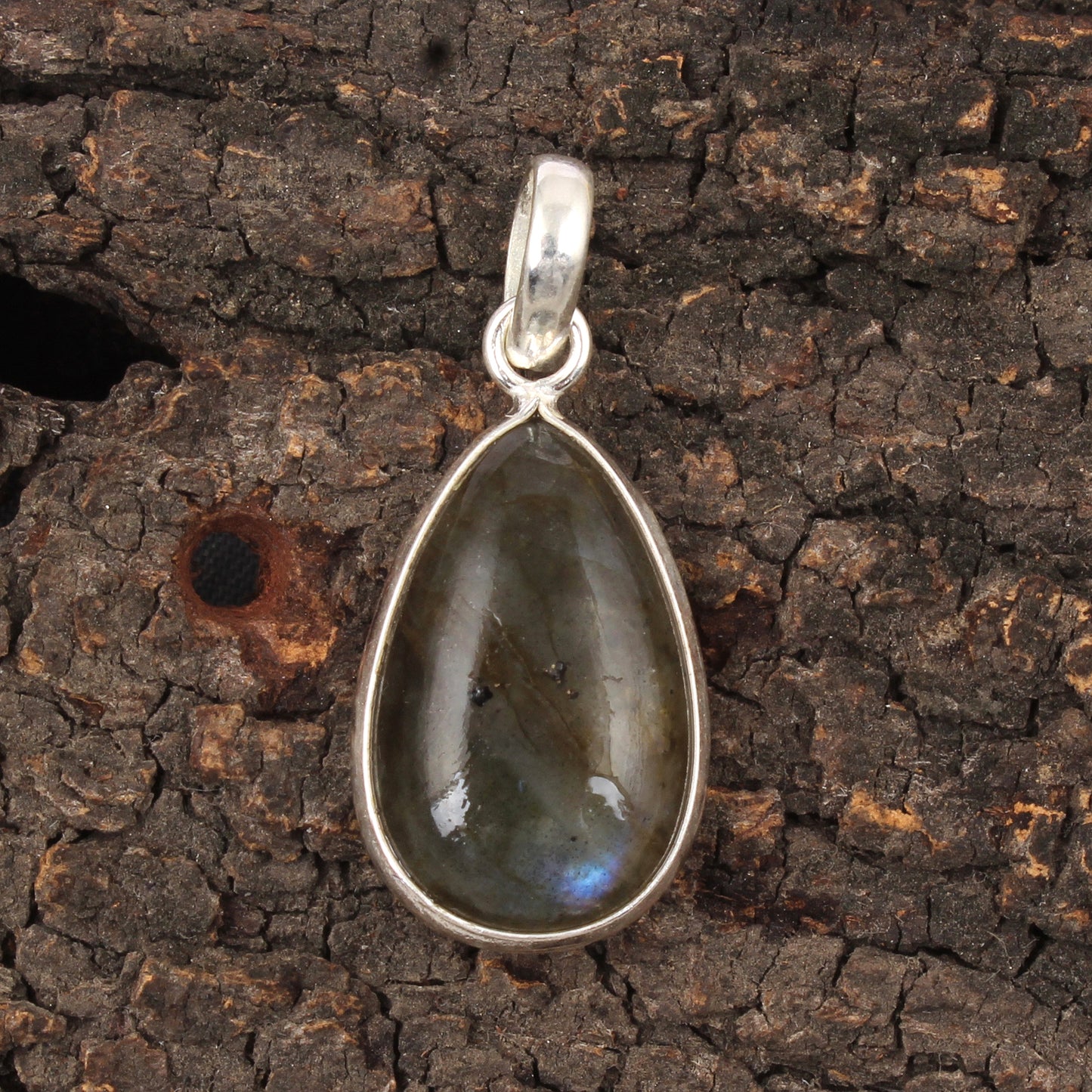 Natural Labradorite Pendant Handmade 925 Sterling Silver Bezel Setting Pear Shape Gemstone Pendant