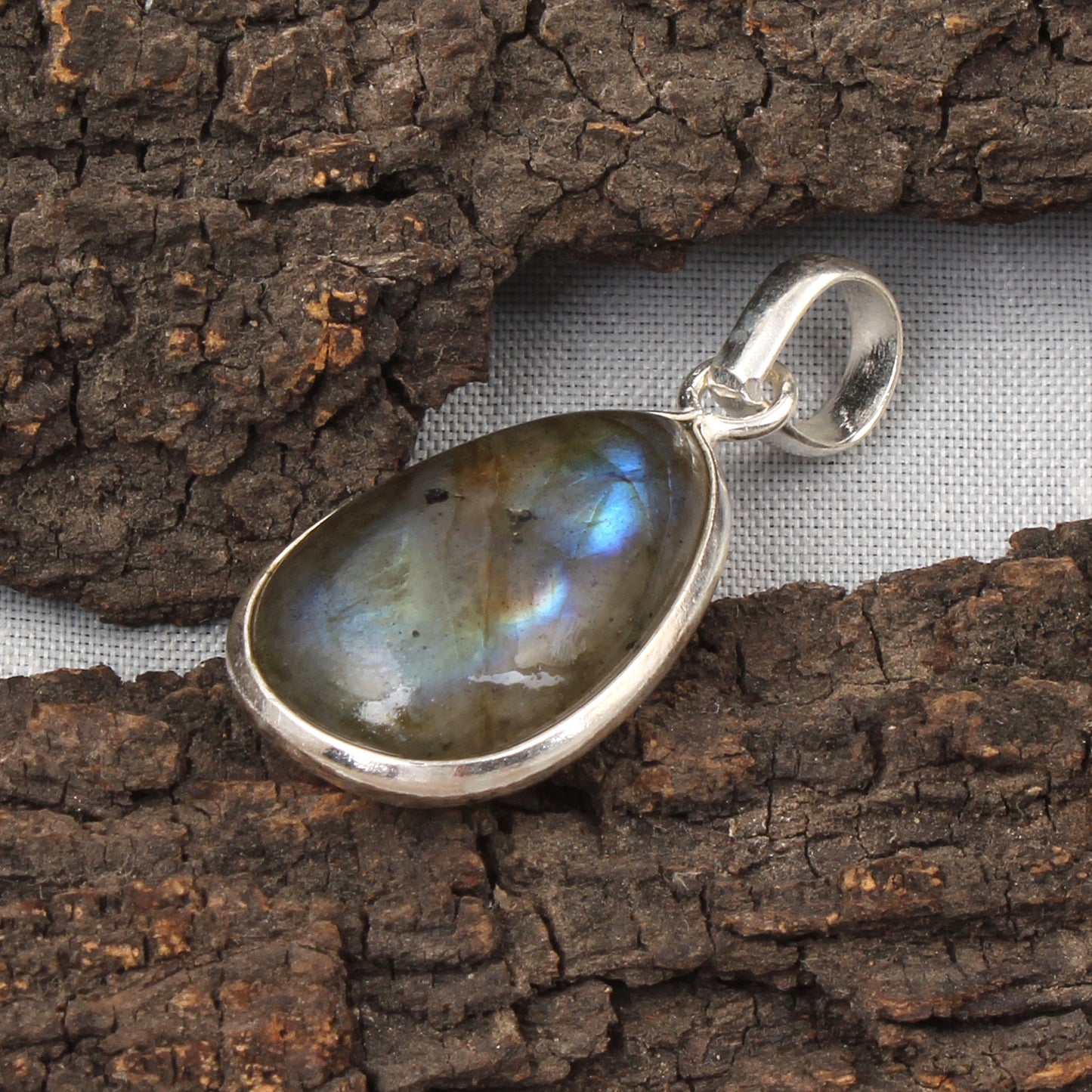 Natural Labradorite Pendant Handmade 925 Sterling Silver Bezel Setting Pear Shape Gemstone Pendant