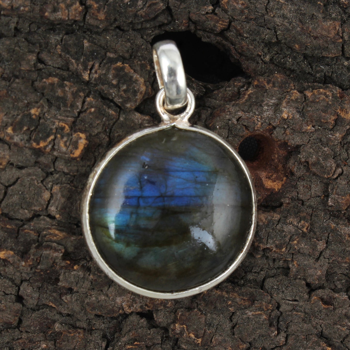 Natural Labradorite Pendant 925 Sterling Silver Bezel Setting Round Shape Gemstone Pendant
