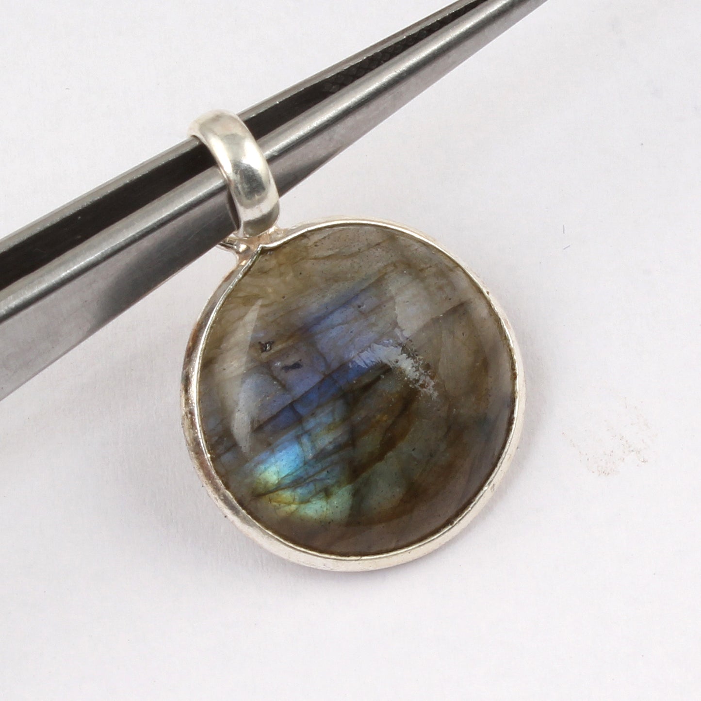 Natural Labradorite Pendant 925 Sterling Silver Bezel Setting Round Shape Gemstone Pendant